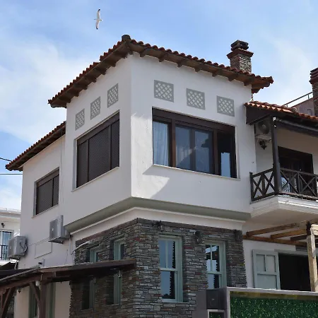 Mamadinas House Allimpanta Apartment Ammouliani